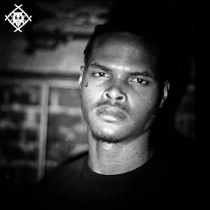 Xavier Wulf feat. Chris Travis - Rumble Room
