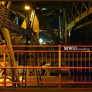 MWill - River St