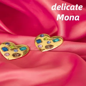 Mona - delicate