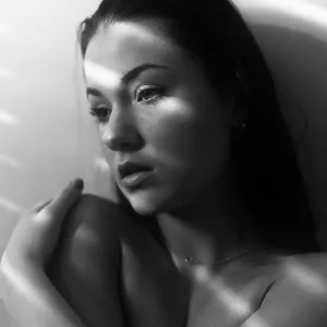 Jessica Baio - skin