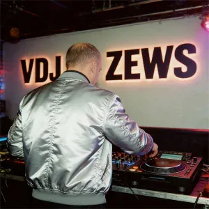 VDJ ZEWS - Shooting Star