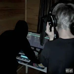 chizhzhxo feat. sadzy - по пятам