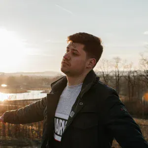 Ex-Temple T-One, Dan D - Живу в дежавю