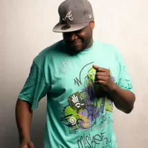 Sonikem The Genius feat. Royce Da 5'9" - Baby Mama