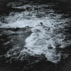 KURT92, HEARTSNOW - Guess