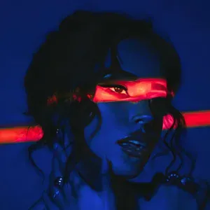 Self Made - House of Balloons / Glass Table Girls (Instrumental)