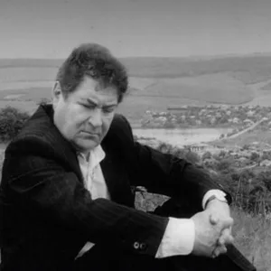 Nicolae Sulac - Cantecul Si Omenia