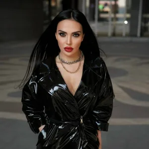 Irina Harutyunyan - Mard mna