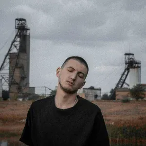 два пакета - чёрная полоса