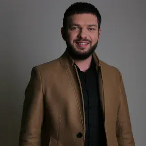 Arabo Ispiryan - Tun Im Hayreni