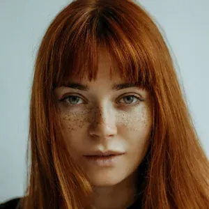 Sasha Myzina - MAX MARA